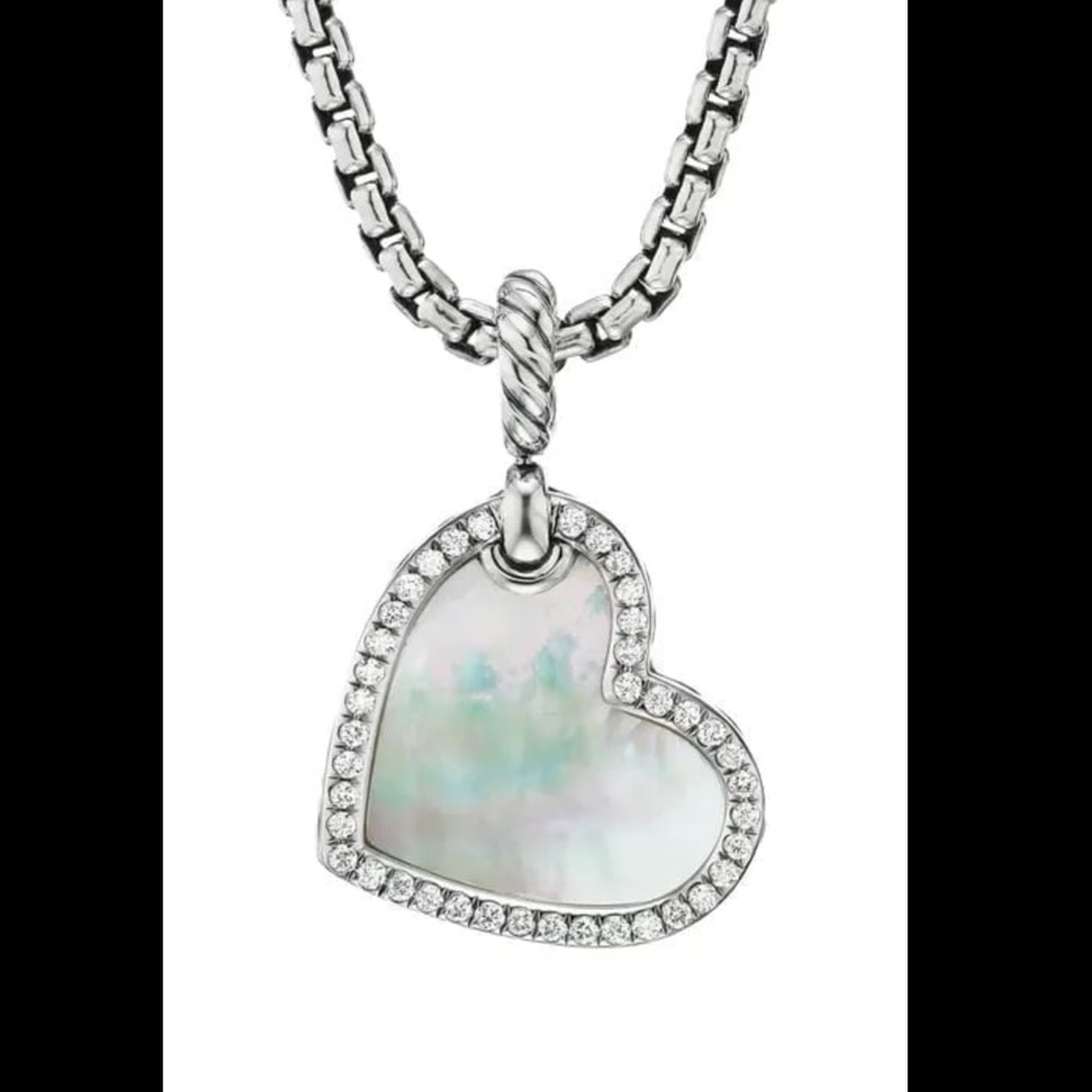 PRICE IS FIRM David Yurman Heart Amulet Necklace - Picture 6 of 8